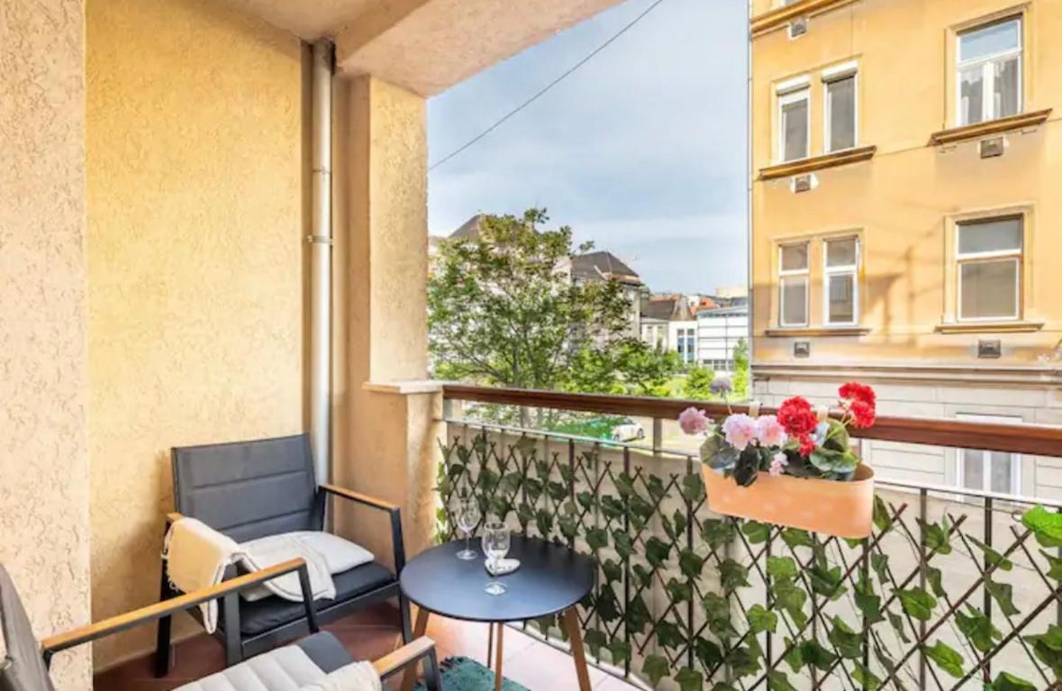 Aurora Residence Budapest Exteriör bild